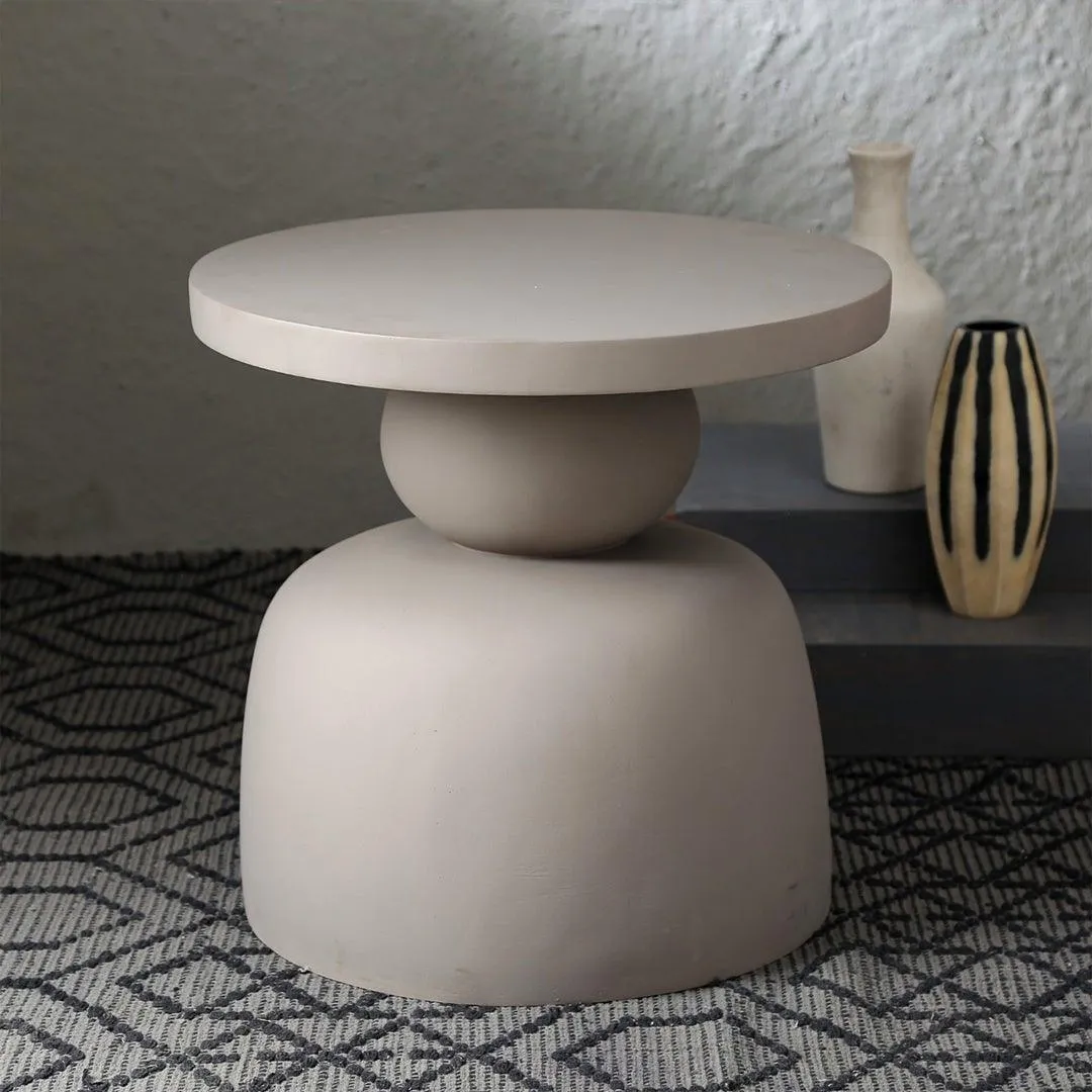Earthy Minimal Side Table for Outdoor And Indoor